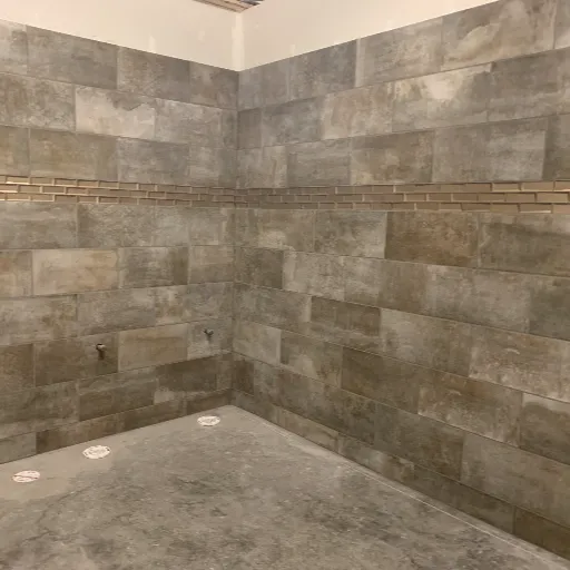 Hotel shower space in ND 